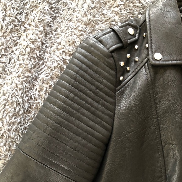 Leather jacket - Picture 5 of 5